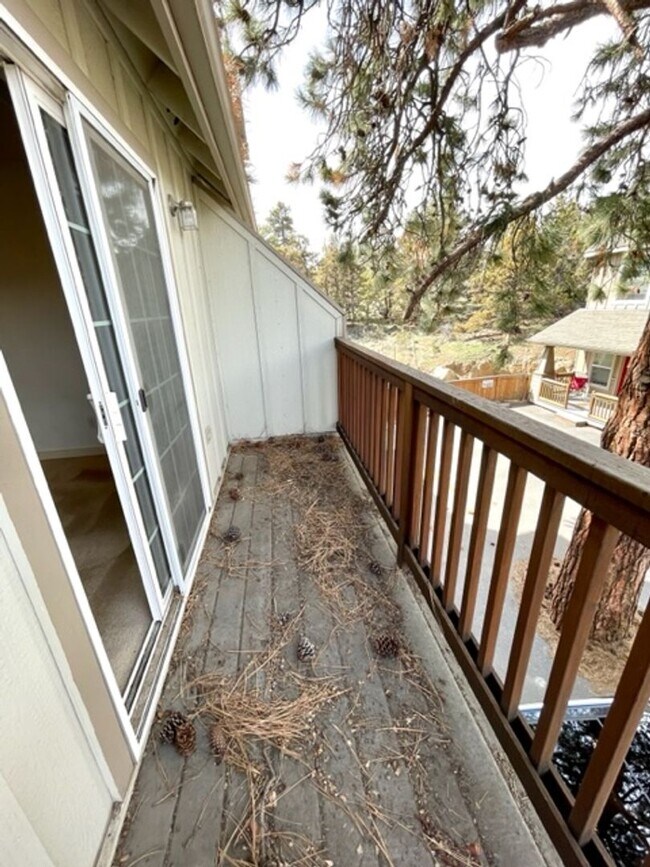 Building Photo - 1743 NE Lotus Dr