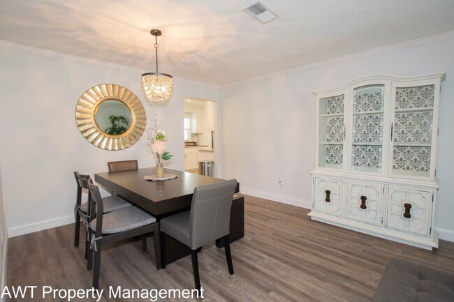 Building Photo - Long Term, Fully Furnished Rental in the H...