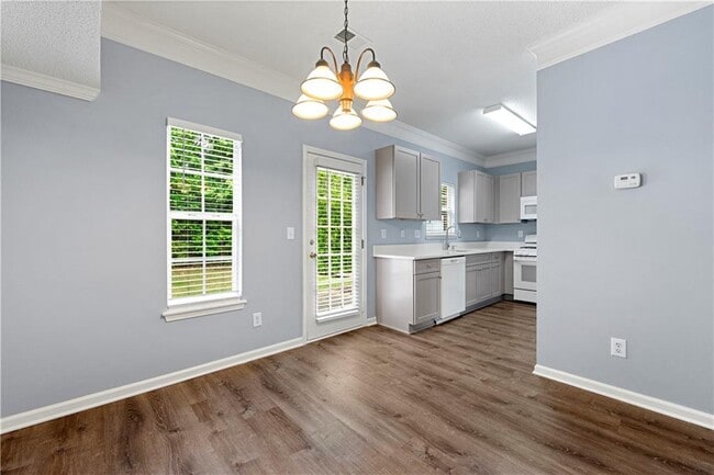 Building Photo - 5654 Lawley Rd