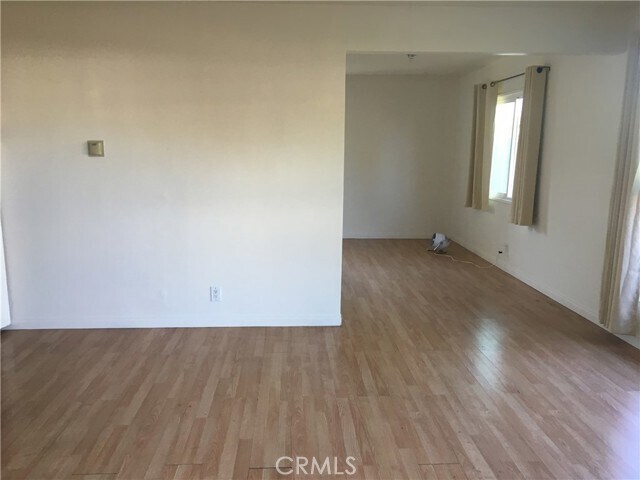 Building Photo - 680 W 18th St