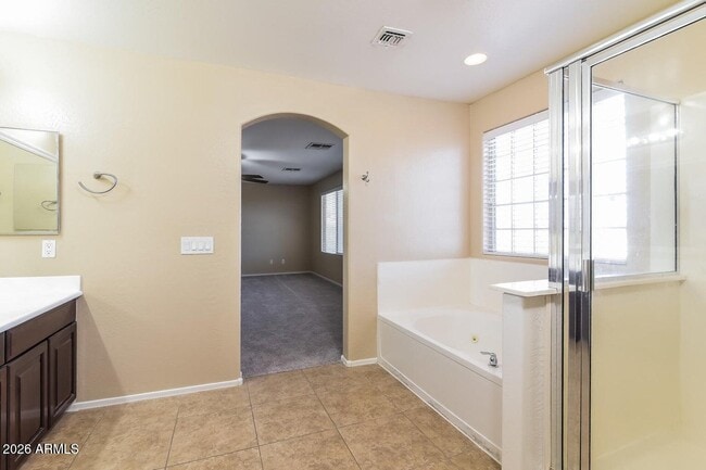 Building Photo - 42564 W Palmyra Ct