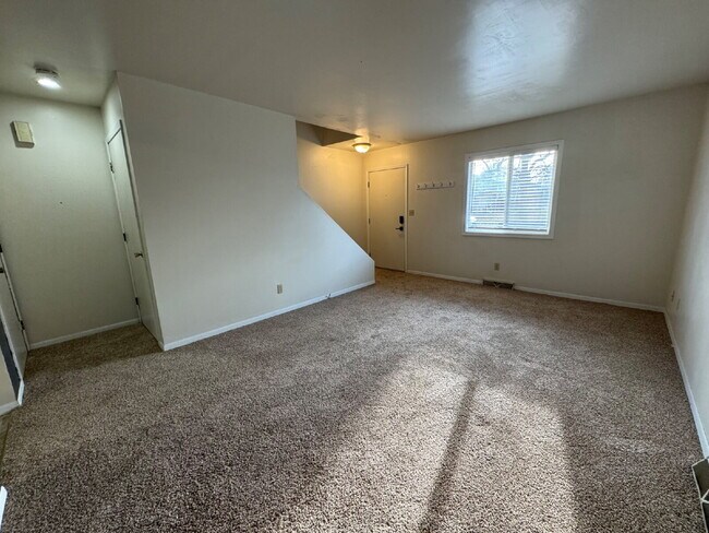 Building Photo - STOP SCROLLING — THIS TOWNHOUSE HAS IT ALL!