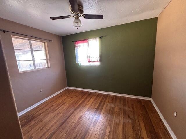 Building Photo - 513 S 13th St