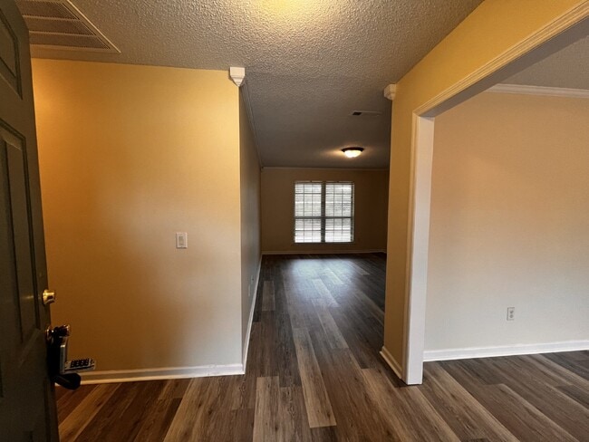Building Photo - Home for Rent