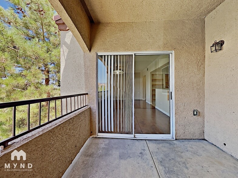 Building Photo - 9580 W Reno Ave