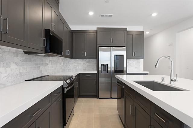 Building Photo - 12235 Halle Way