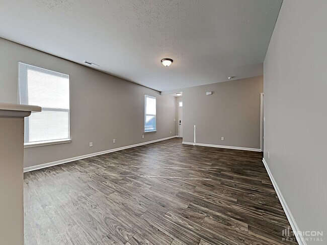 Building Photo - 6315 Pinebark Pl