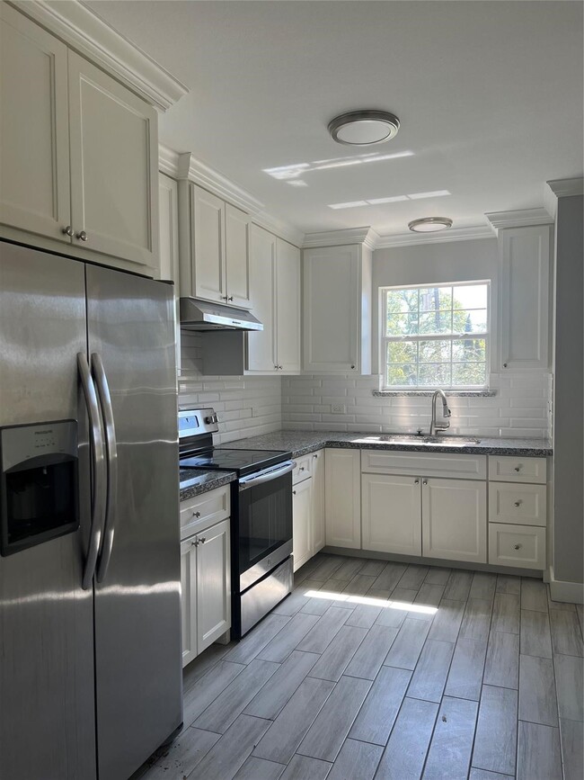 Building Photo - 3521 Toliver St