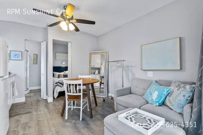 Building Photo - 5408 5th Ave N