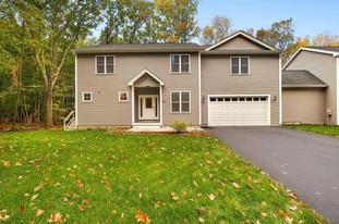 Building Photo - 22 Beacon St