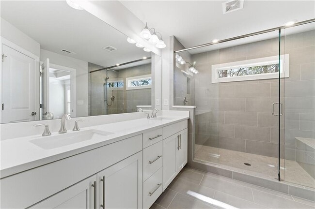 Building Photo - 1337 Rosen Rd