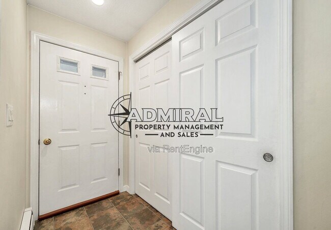 Building Photo - 65 Woodland Green
