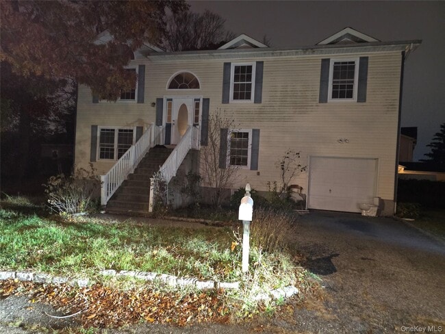 Primary Photo - 22 Woodland St