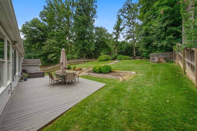 Building Photo - 9633 Cinnamon Creek Dr