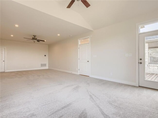 Building Photo - 267 Commons Ford Rd