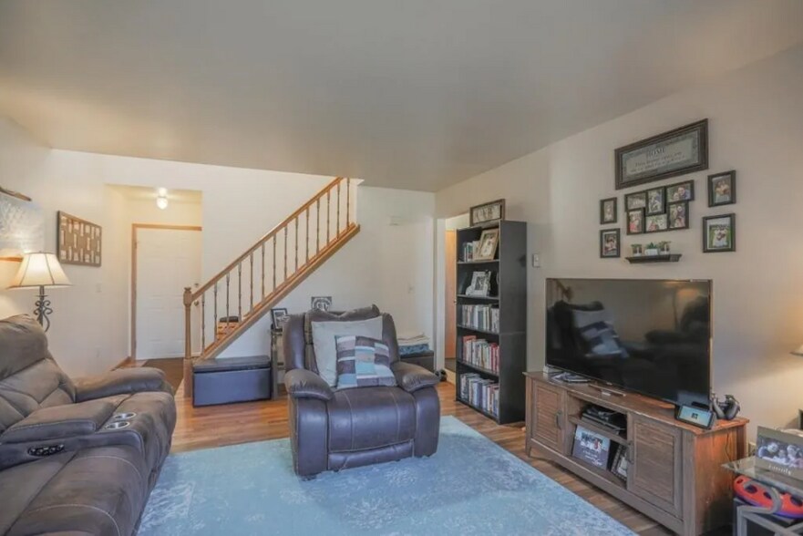 Building Photo - 538 Ross Ave