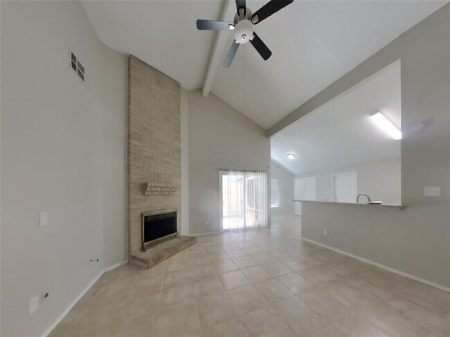 Building Photo - 24018 Spring Sunset Dr