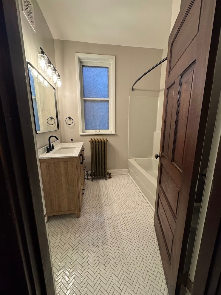 Building Photo - 3321 Halliday Ave