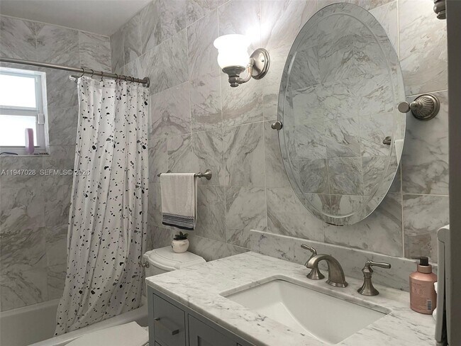 Building Photo - 14503 SW 84th St