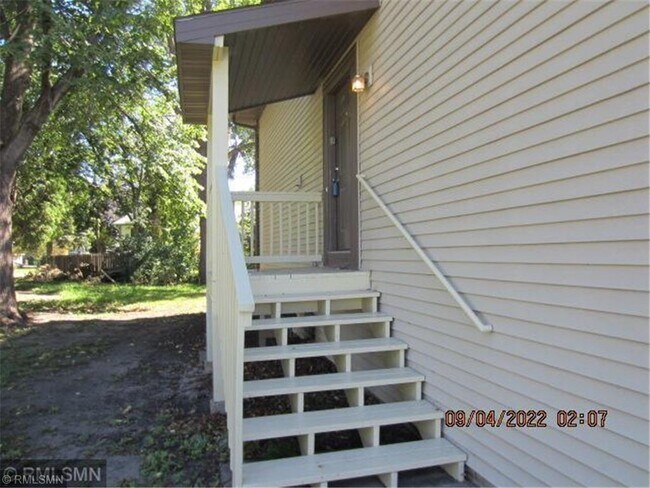 Building Photo - 7908 Beard Ave N