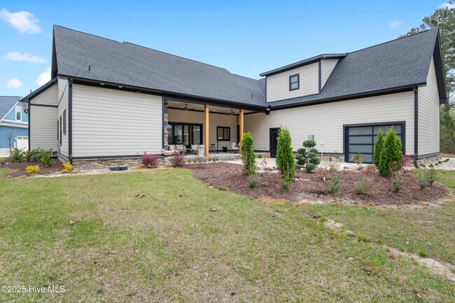 Building Photo - 9442 Old Salem Way
