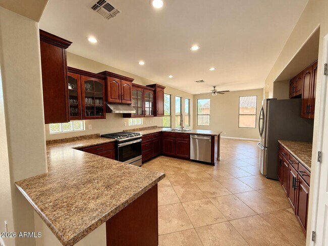 Building Photo - 27277 N 86th Ave