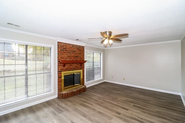 Building Photo - 6491 Tarus Dr