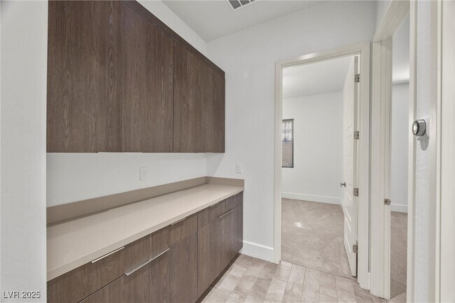 Building Photo - 6243 Carol Butte Ct
