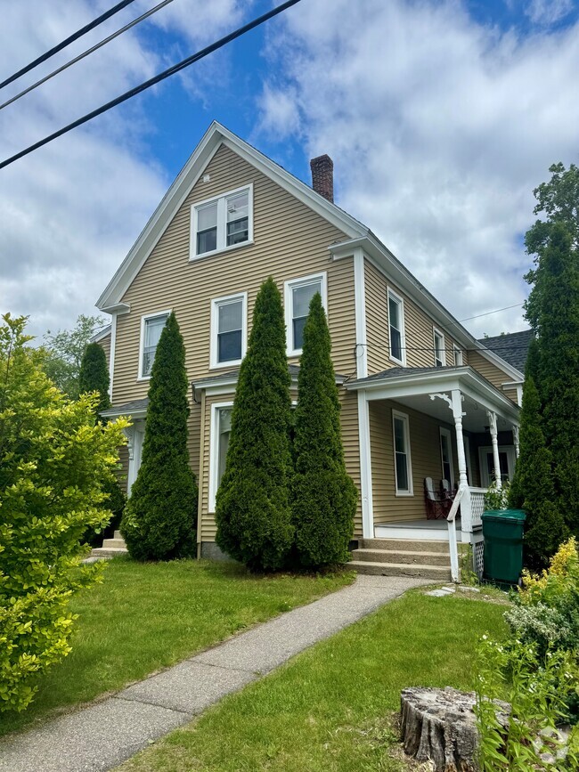 Building Photo - 97 Knight St