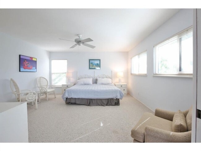 Building Photo - 3440 Gulf of Mexico Dr