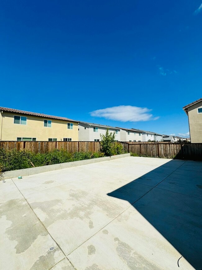 Building Photo - 5348 Knights Valley Lane