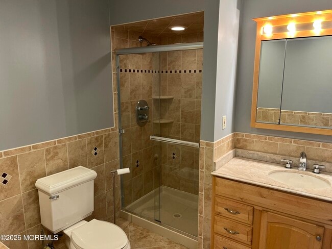 Building Photo - 53 Primrose Ln