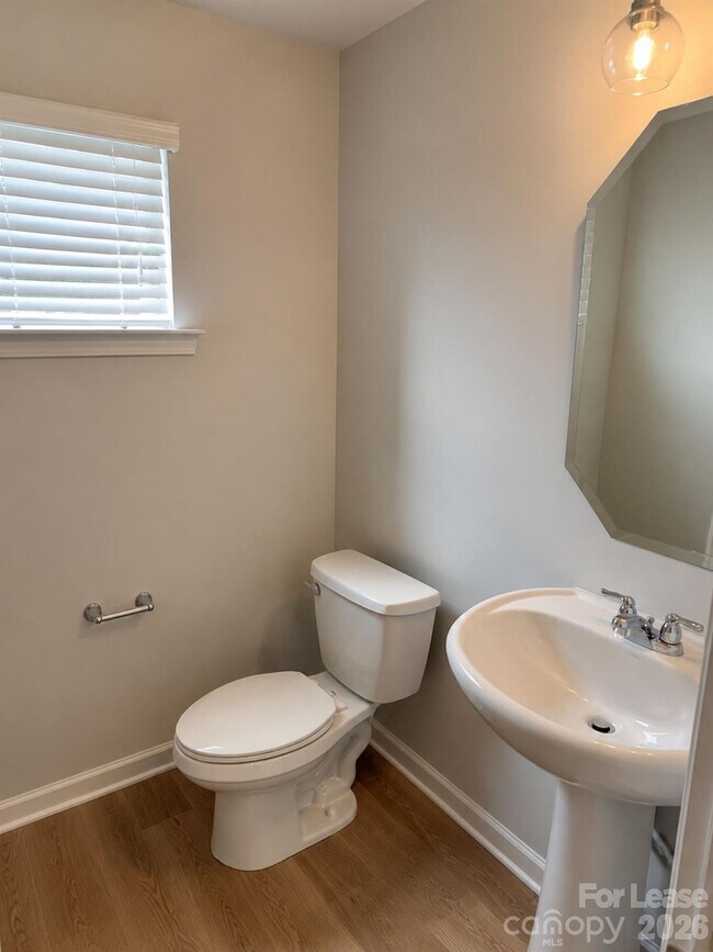 Building Photo - 212 Ferebee Pl