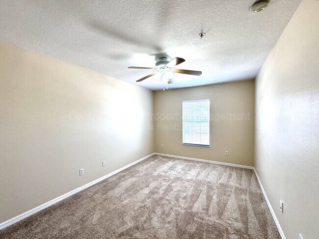 Building Photo - 10036 Moorshire Cir