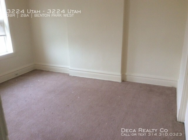 Building Photo - 3 Bedroom Apartment
