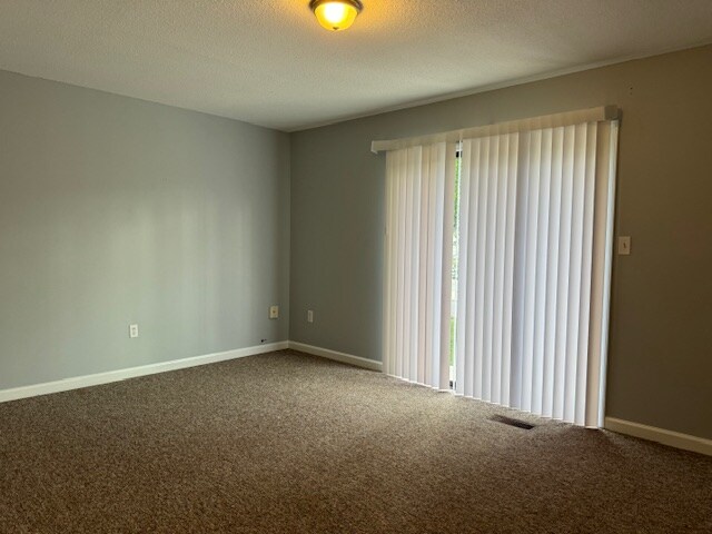 Building Photo - 109 Carriage Pl