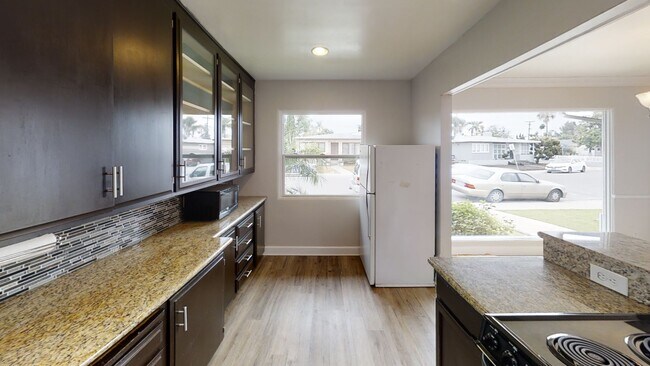 Building Photo - 6126 Dorothy Dr