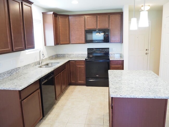 Building Photo - 3 Bed 2 Bath in Providence Village