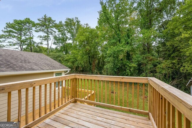 Building Photo - 9745 Loblolly Ln