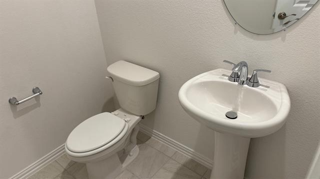 Building Photo - 612 Tidal Dr