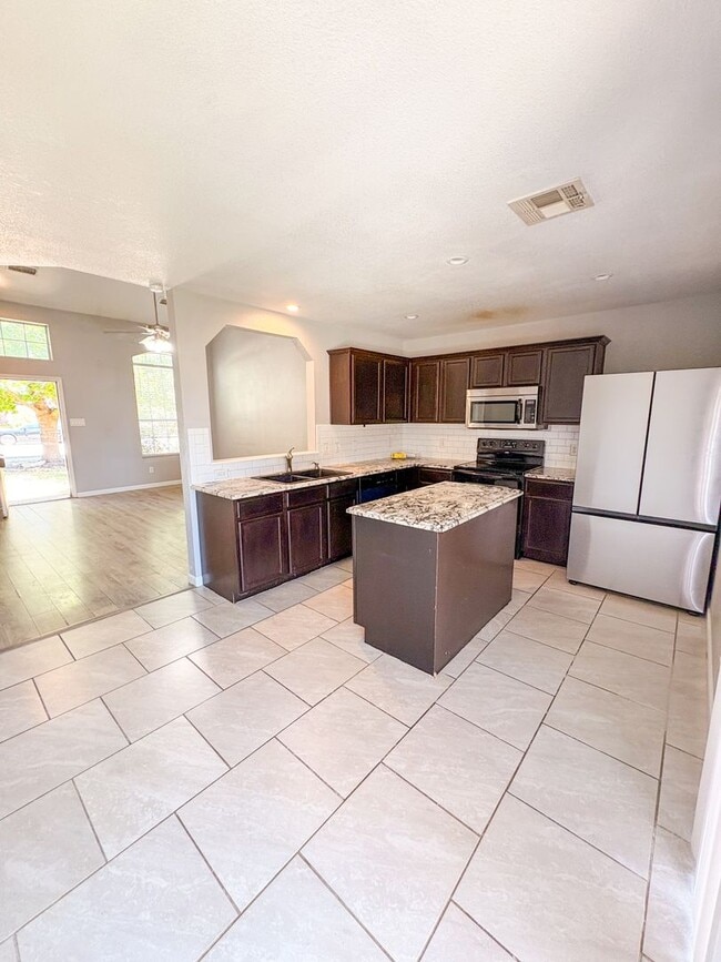 Building Photo - 6512 Taree Loop