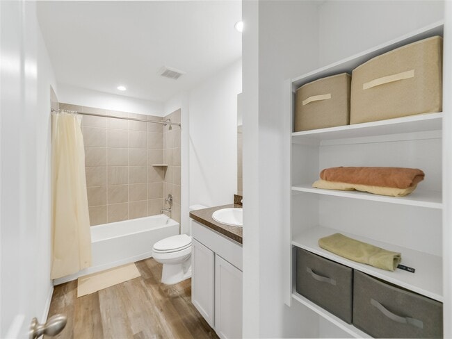 Building Photo - 40422 Basalt Elm Rd