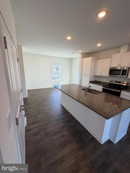 Building Photo - 2609 Grey Wolf Ln