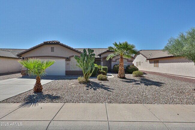 Building Photo - 13337 W Cottonwood St
