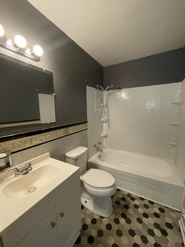 Building Photo - 1186 Winesap Rd