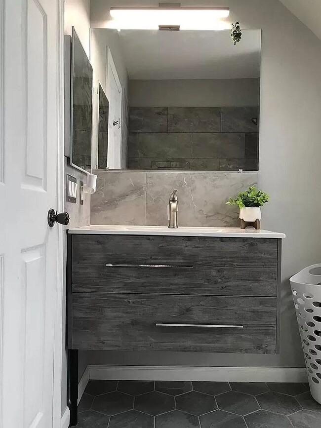 Building Photo - 4529 Arco Ave