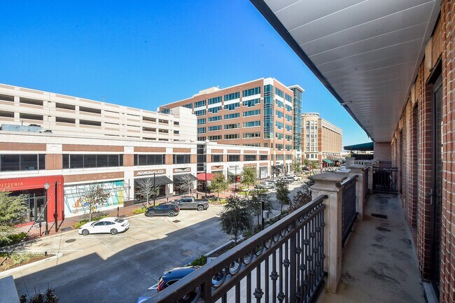 Building Photo - 2299 Lone Star Dr
