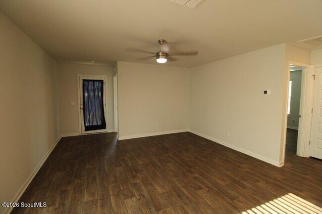 Building Photo - 507 Autumns Wood Cir W