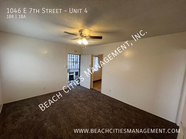 Building Photo - 1046 E 7th St