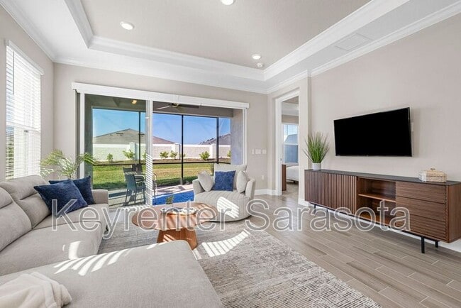 Building Photo - 16207 San Donato Pl